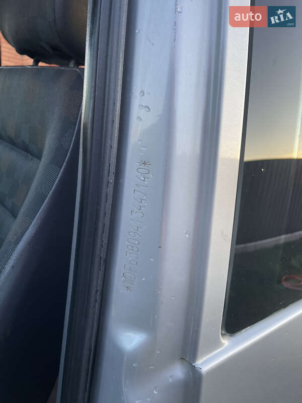 Минивэн Mercedes-Benz Vito 2003 в Обухове