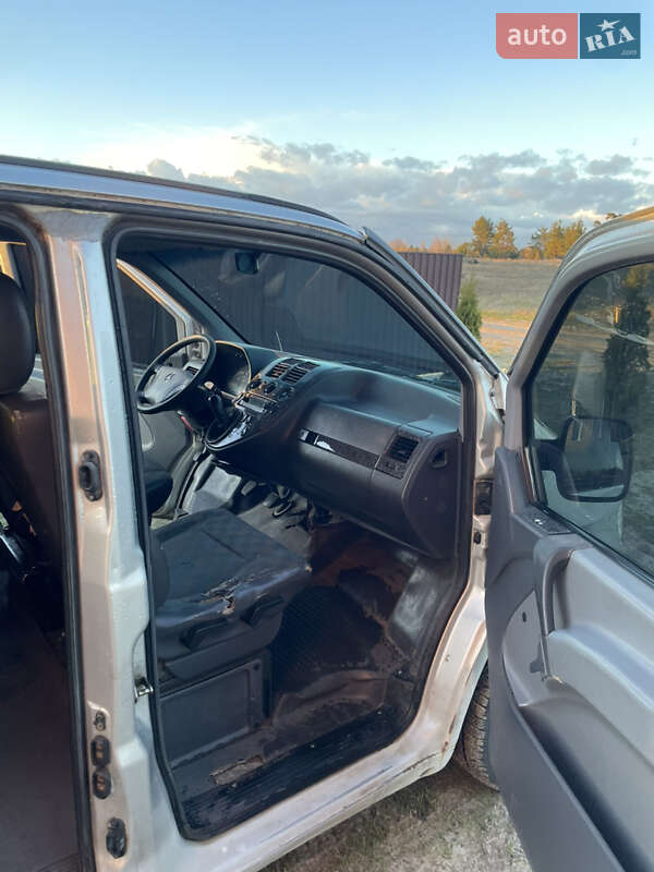 Минивэн Mercedes-Benz Vito 2003 в Обухове