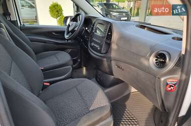 Вантажний фургон Mercedes-Benz Vito 2020 в 
