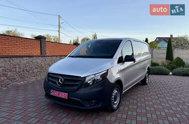 Грузовой фургон Mercedes-Benz Vito 2020 в 