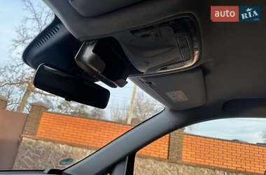 Грузовой фургон Mercedes-Benz Vito 2020 в 