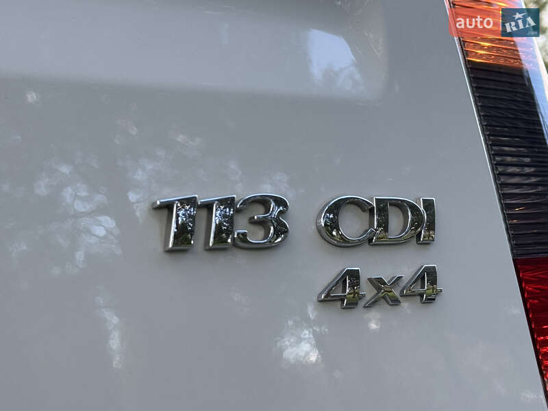 Mercedes-Benz Vito 2011