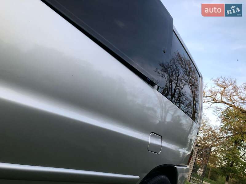 Минивэн Mercedes-Benz Vito 2003 в Черновцах
