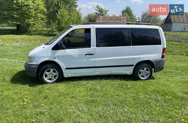 Вантажопасажирський фургон Mercedes-Benz Vito 1999 в Луцьку