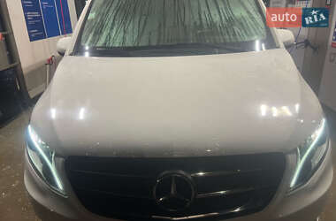 Мінівен Mercedes-Benz Vito 2021 в 