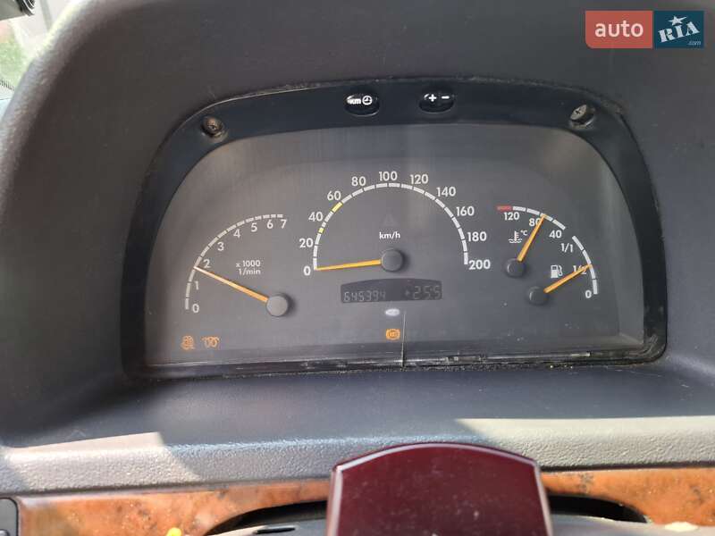 Мінівен Mercedes-Benz Vito 1999 в Житомирі
