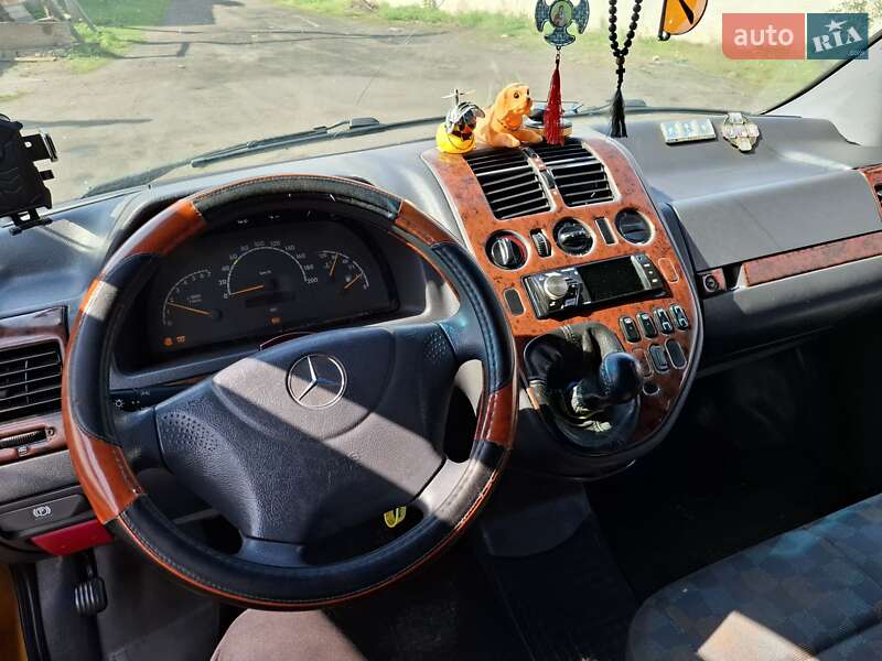 Мінівен Mercedes-Benz Vito 1999 в Житомирі