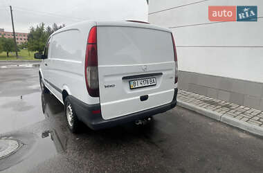 Грузовой фургон Mercedes-Benz Vito 2011 в 