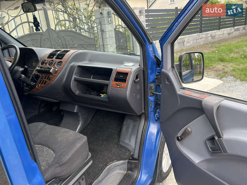Мінівен Mercedes-Benz Vito 2000 в Буську
