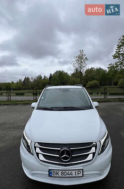 Мінівен Mercedes-Benz Vito 2021 в 