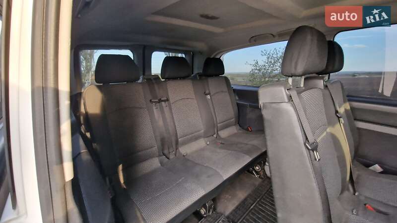 Мінівен Mercedes-Benz Vito 2012 в Дніпрі