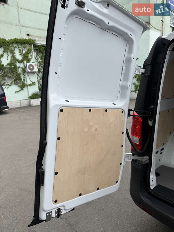 Вантажний фургон Mercedes-Benz Vito 2023 в Києві