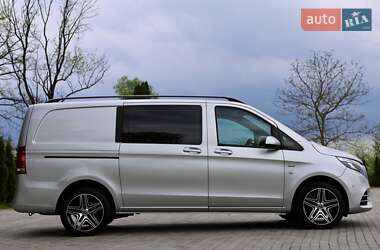 Мінівен Mercedes-Benz Vito 2022 в 