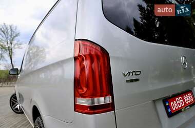 Мінівен Mercedes-Benz Vito 2022 в 