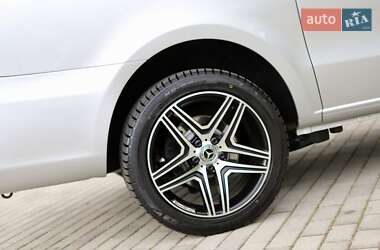 Мінівен Mercedes-Benz Vito 2022 в 