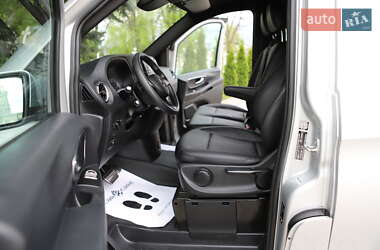 Мінівен Mercedes-Benz Vito 2022 в 