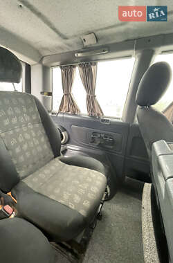 Минивэн Mercedes-Benz Vito 2003 в 