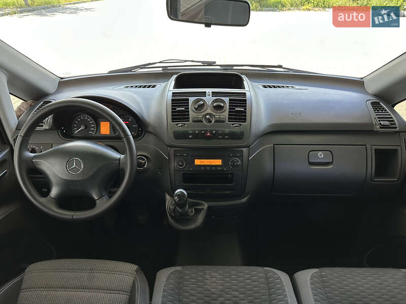 Минивэн Mercedes-Benz Vito 2011 в Николаеве