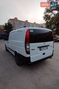 Грузовой фургон Mercedes-Benz Vito 2005 в 