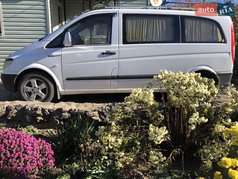 Минивэн Mercedes-Benz Vito 2005 в 