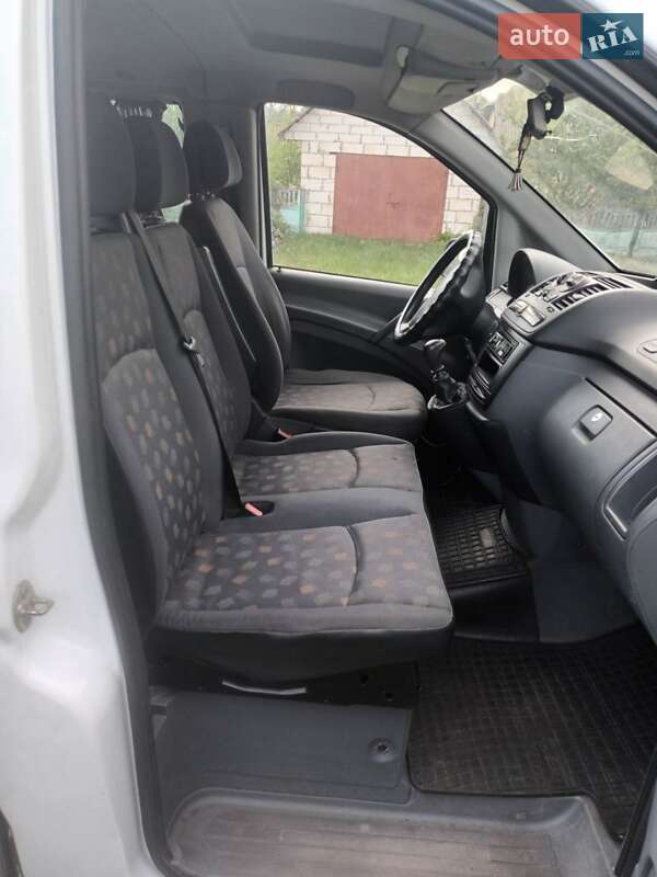 Минивэн Mercedes-Benz Vito 2010 в Гостомеле