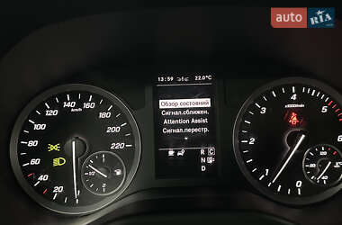 Минивэн Mercedes-Benz Vito 2019 в 