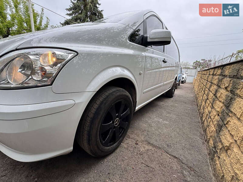 Mercedes-Benz Vito 2013