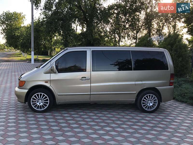 Минивэн Mercedes-Benz Vito 2000 в Теплодаре