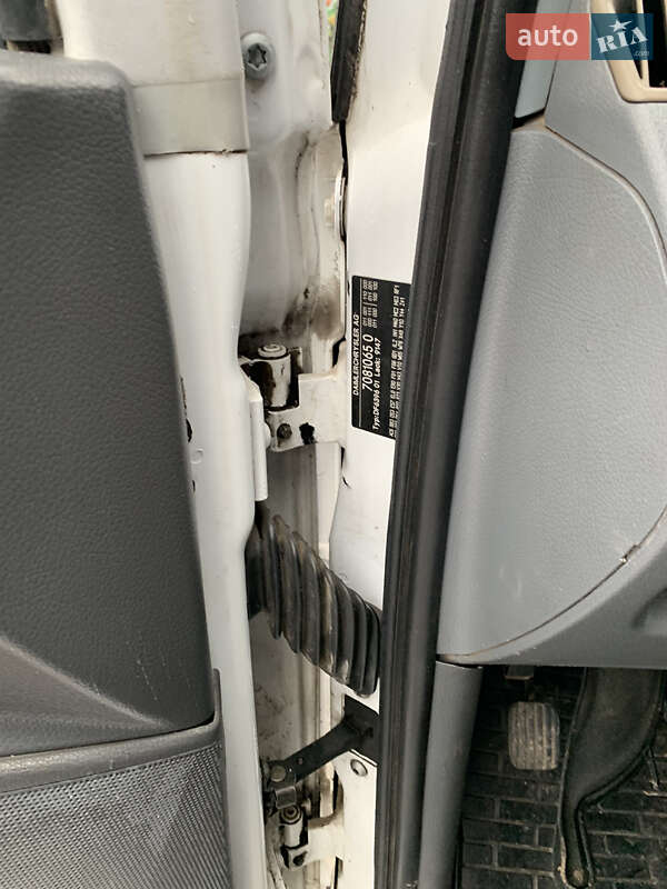 Минивэн Mercedes-Benz Vito 2004 в Киеве фото 27 Минивэн Mercedes-Benz Vito 2004 в Киеве