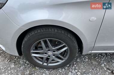 Вантажний фургон Mercedes-Benz Vito 2019 в 