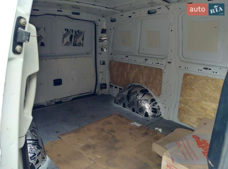 Грузовой фургон Mercedes-Benz Vito 2011 в Кременчуге