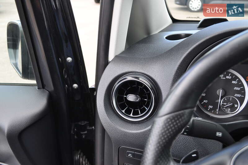 Грузовой фургон Mercedes-Benz Vito 2021 в Киеве