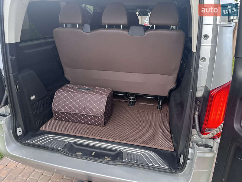 Минивэн Mercedes-Benz Vito 2017 в Черновцах