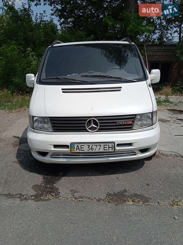 Вантажний фургон Mercedes-Benz Vito 2002 в 