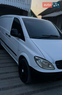 Грузовой фургон Mercedes-Benz Vito 2006 в 
