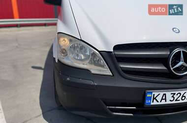 Вантажний фургон Mercedes-Benz Vito 2011 в 