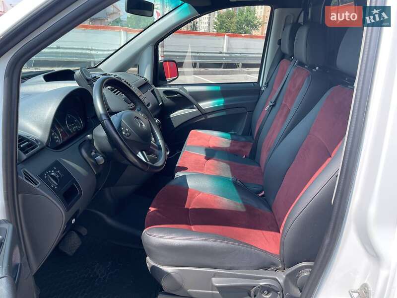 Грузовой фургон Mercedes-Benz Vito 2011 в Киеве
