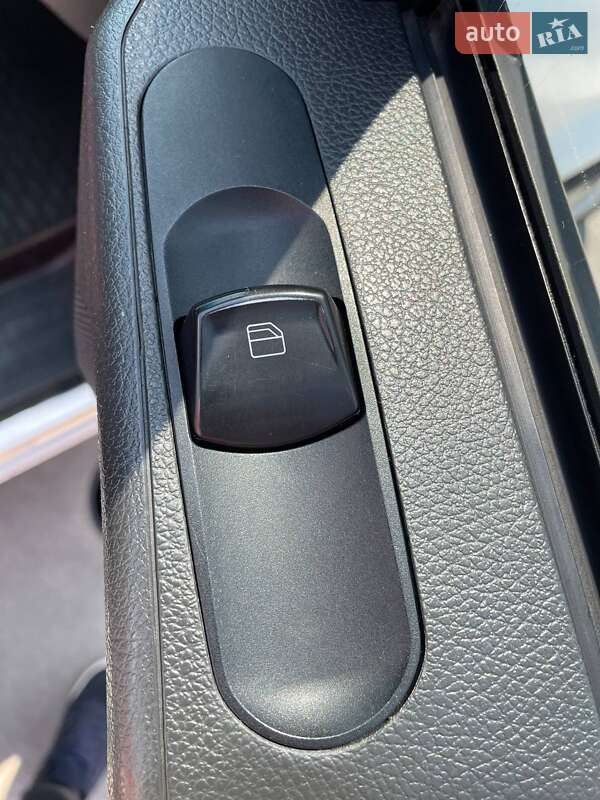 Грузовой фургон Mercedes-Benz Vito 2011 в Киеве