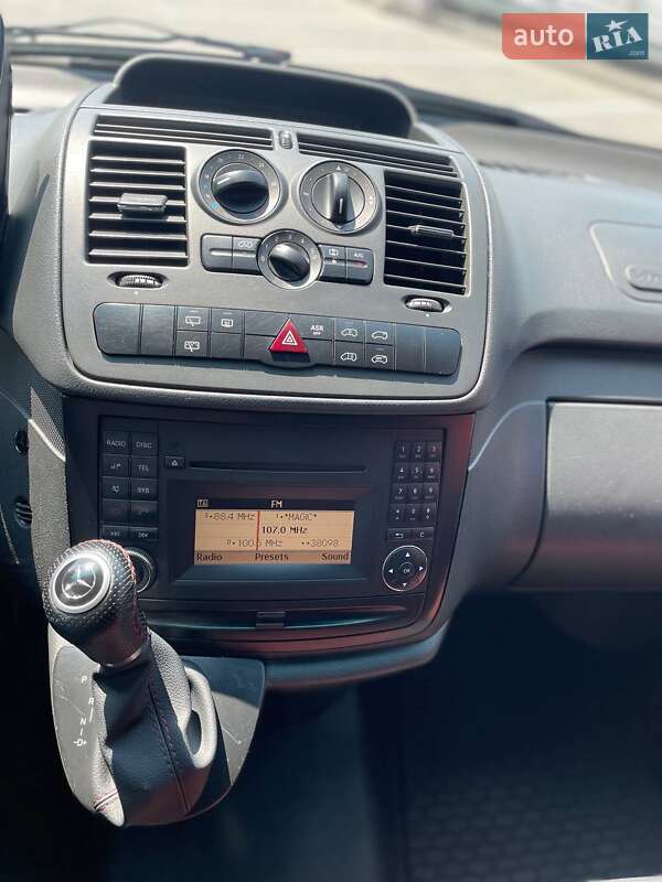 Грузовой фургон Mercedes-Benz Vito 2011 в Киеве