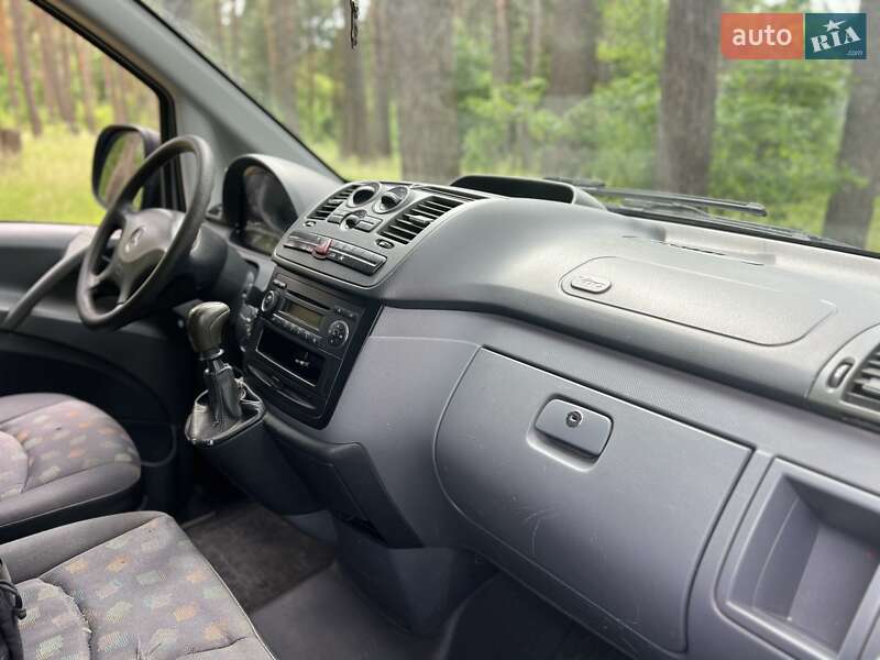 Вантажний фургон Mercedes-Benz Vito 2009 в Хмельницькому