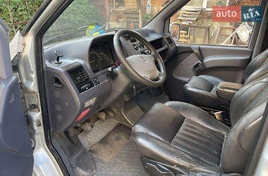 Мінівен Mercedes-Benz Vito 2001 в 