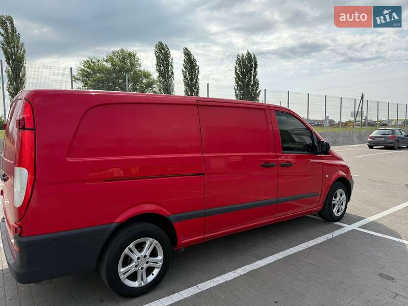 Вантажний фургон Mercedes-Benz Vito 2013 в Первомайську
