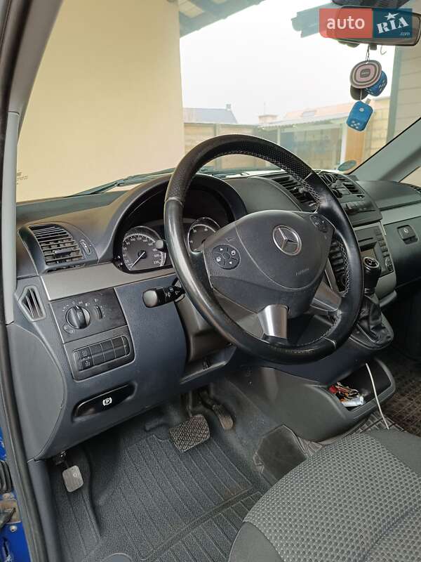 Минивэн Mercedes-Benz Vito 2013 в Черноморске