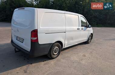Грузовой фургон Mercedes-Benz Vito 2015 в 