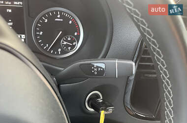 Грузовой фургон Mercedes-Benz Vito 2021 в 