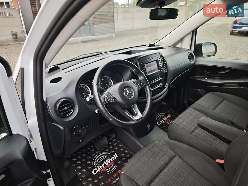 Вантажний фургон Mercedes-Benz Vito 2017 в Луцьку
