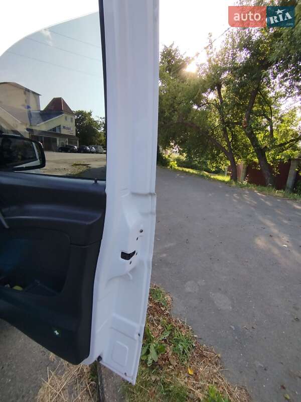 Минивэн Mercedes-Benz Vito 2010 в Калуше