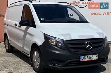 Грузовой фургон Mercedes-Benz Vito 2016 в 