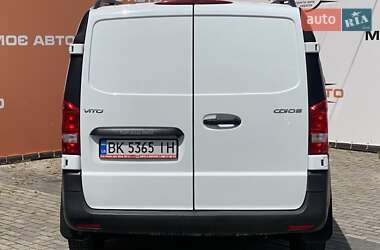 Грузовой фургон Mercedes-Benz Vito 2016 в 
