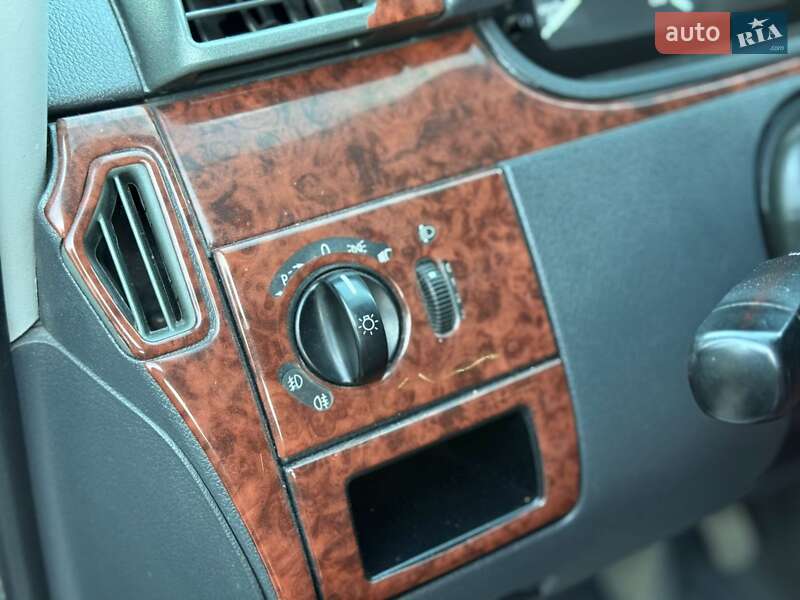 Мінівен Mercedes-Benz Vito 2011 в Чернівцях